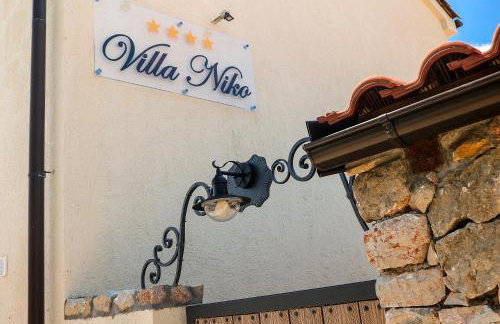 Villa Niko PET FRIENDLY 200 M FROM HIDDEN SANDY BEACH pets stays for free - Photo 49