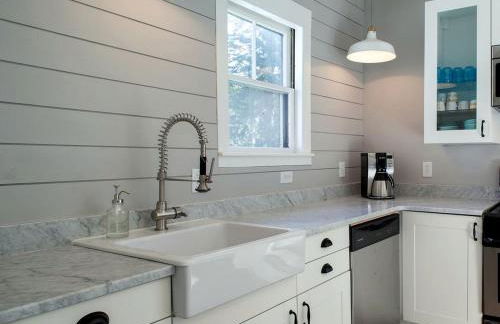 Modern Luxury Farmhouse with a Jacuzzi Tub near Woodstock, Vermont - Foto 11