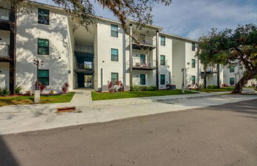 LaBelle Apartment, Close to Parks! - Photo 1