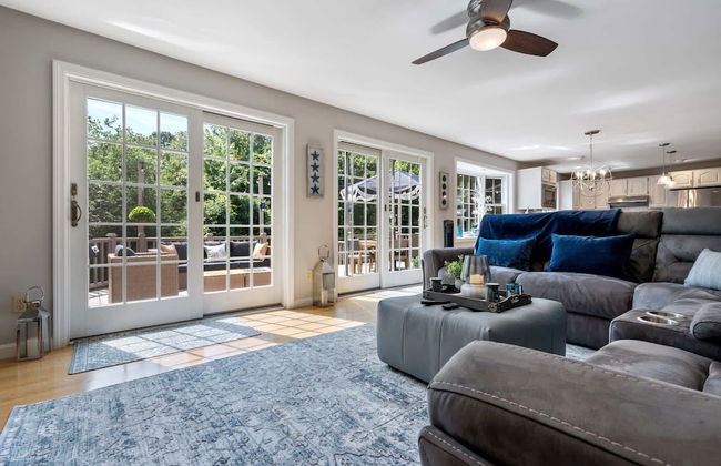 Maine Adventure 3BR Oasis Awaits! - Photo 14