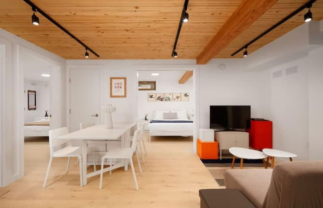 Passive House Luxury 2 Bedroom Basement Suite - Photo 2