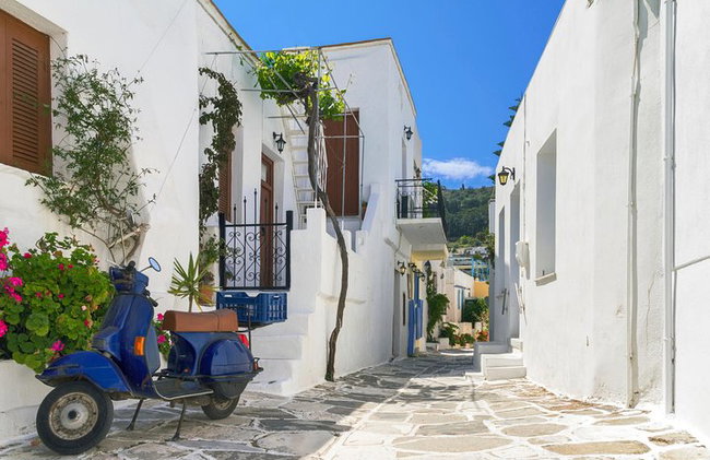 Private Tour: Mykonos Old Town Walking Tour - Photo 1
