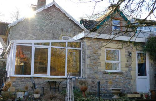 Quirky mid century themed holiday home - Photo 15