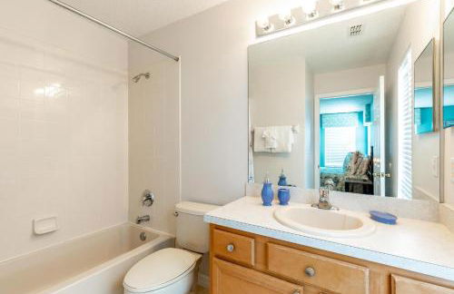 Family Friendly Vacation Home with South Facing Pool - Hot Tub - Game Room - Near Disney - Foto 23