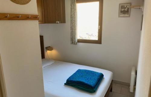 Maison mitoyenne avec climatisation et parking à Bormes-les-Mimosas - FR-1-251-877 - Foto 6