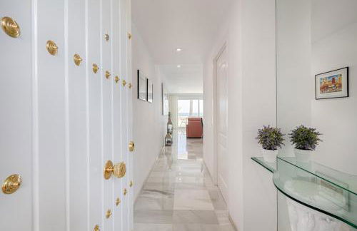 Hanami Alcazaba Beach Front Sea View - Photo 30