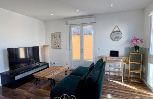 Design Orly Paris - Suites privées - Parking - Foto 3