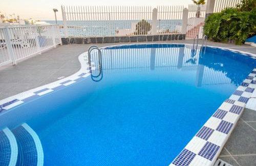 La Caleta Ocean Front Apartment with Sea View & Terrace - Foto 20