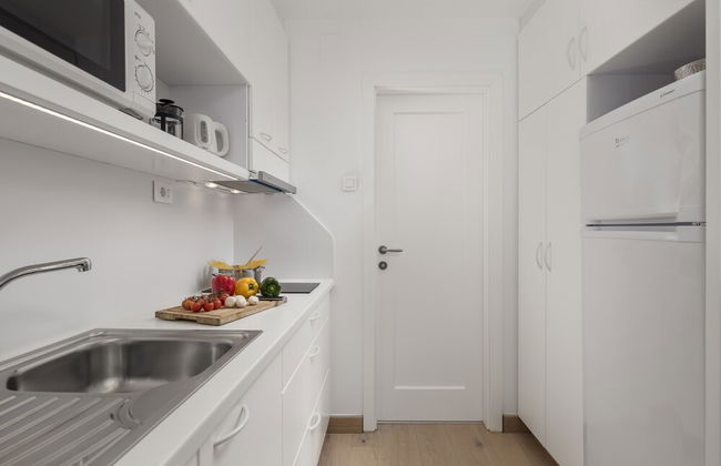 Beautiful Apartment House On The Seaside - Photo 25