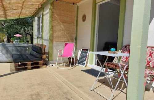 Domaine isolé dans les vignes avec sa jacuzzi house - Photo 20