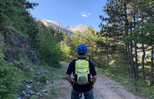 Stonehouse 2 Bedroom Chalet on Olympus Amazing View - Photo 10