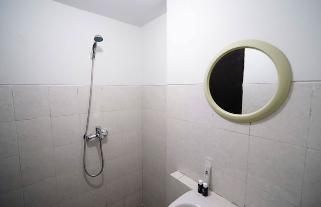 Simple And Tidy Studio Apartment At Suncity Residence - Foto 12