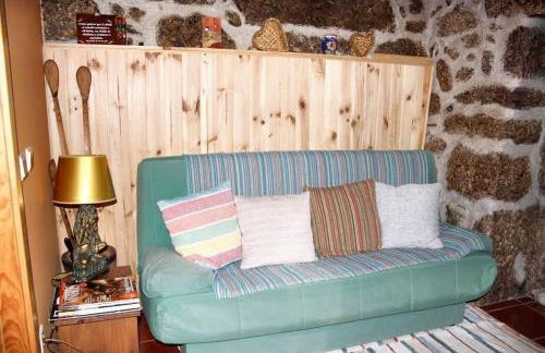 Spacious Family House in Nogueira with Garden - Foto 17