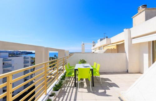 Prime Location Penthouse with Stunning Sea Views - Foto 21