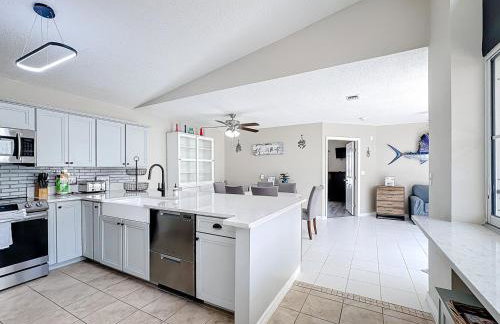 Stunning 5BR 5Bath Home, Pool, Spa, By Disney - Foto 28