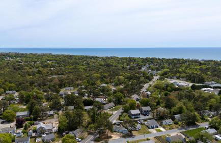 Cape Cod Cottage by Leavetown Vacations - Foto 25