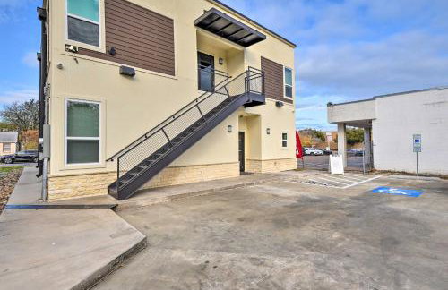 Walk to TCU: Fort Worth Retreat w/ Balcony! - Foto 22