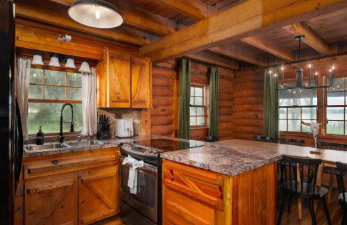 Lakeside Haven with Jacuzzi and Games - Foto 45