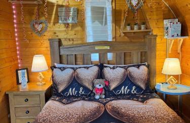 FINN VILLAGE - Loch Lomond Sunset Glamping Pod - Private Ofuro HOT TUB - Foto 42