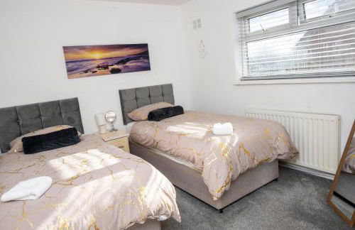 Castle House - Photo 48