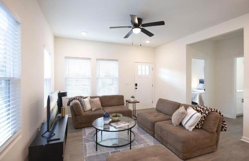 5 Min to Elon - 7 Min to Downtown - Washer and Dryer - Foto 44