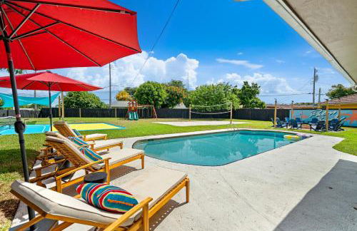 Your own 5BR Private Oasis! wPrivate PoolPickleball - Photo 37