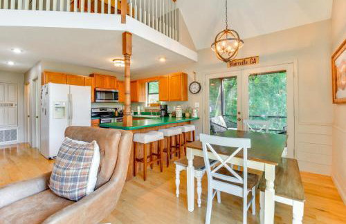 Mountain Cabin with Covered Decks and Fire Pit! - Foto 6