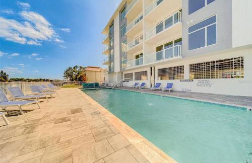 Luxury Waterfront Penthouse with Amenities and Services - Foto 9