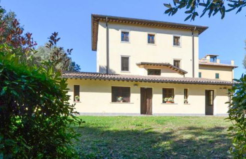 1 Bedroom Pet Friendly Apartment In Citerna - Foto 9