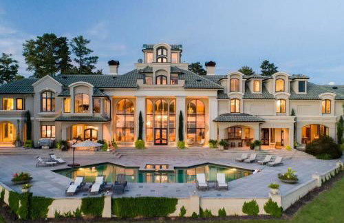 Lakeside Grande Villa - Foto 1