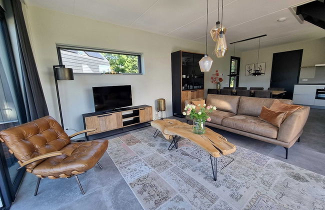 Luxurious Detached Water Villa With Jetty - Foto 15