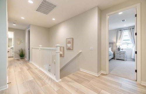 #Marbella Lane - Elegant 5BR Home Rancho Mission - Photo 34