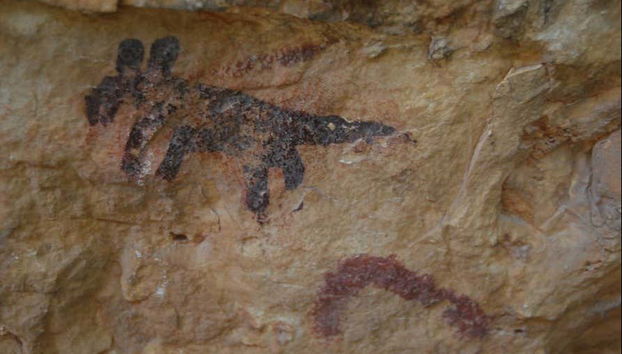 Pinturas rupestres en la cueva de los Monigotes
