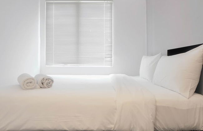 Stylish and Modern 2BR Bassura City Apartment - Photo 4