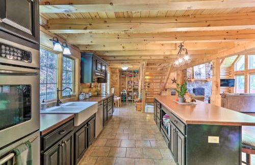 Expansive Group Getaway 11 Mi to Lancaster! - Foto 9