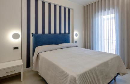 Crystal & Esmeralda Apartment Suites Sorrento - Photo 15