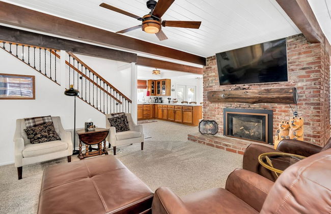 CC Cabin - Full Game Room! Wrap Around Deck! - Foto 1