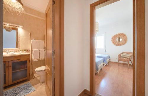 Lightful Refuge on the River Front, By TimeCooler - Foto 30