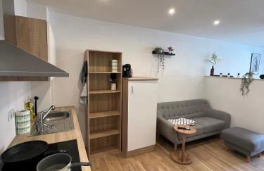 Gemütliches Studio-Apartment in Karlsruhe Neureut - Nähe Uni-KIT-Messe, Fußbodenheizung, Regendusche, Waschmaschine, Stellplatz - Foto 2