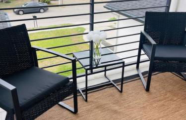 Luxurious Hidden Gem - Downtown Access - Balcony - Foto 8