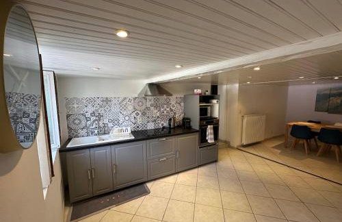 Bright and quiet house - Foto 13