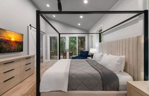 Sapphire Skies - Photo 36