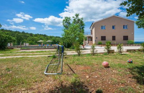 Beautiful Apartment In Labin - Photo 14