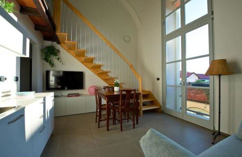 Loft Trevisan Elegant Apartment in Bra with Private Garage - Foto 6