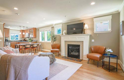 Exquisite Central Townhome with Spacious Loft and Gourmet Kitchen - Foto 8