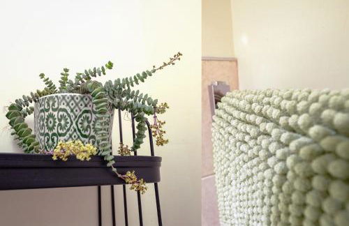 Rhyd Y Geifr, Cosy Barn Conversion in Maerdy - Photo 8