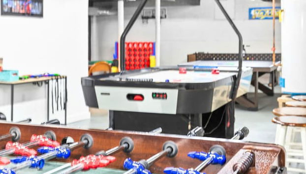 The Waterfront - Waterslide Game Room Sleeps 26 - Foto 2, Habitación