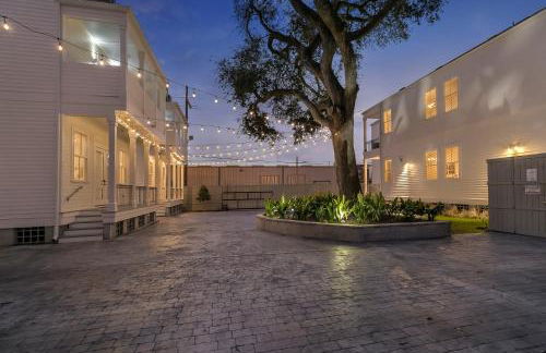 Charming 2BR on Carondelet by Hosteeva - Foto 48