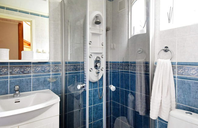 2 Person Holiday Home in Lysekil - Foto 17