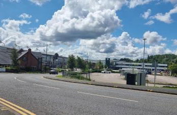 The Pennington Apt with Wifi and FREE Parking Next to Sports Village - Foto 29